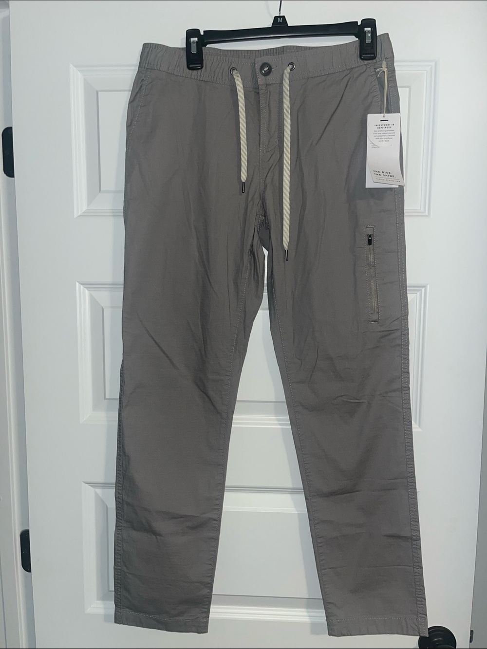 NWT Vuori Ripstop pants Fog Gray M hiking active
